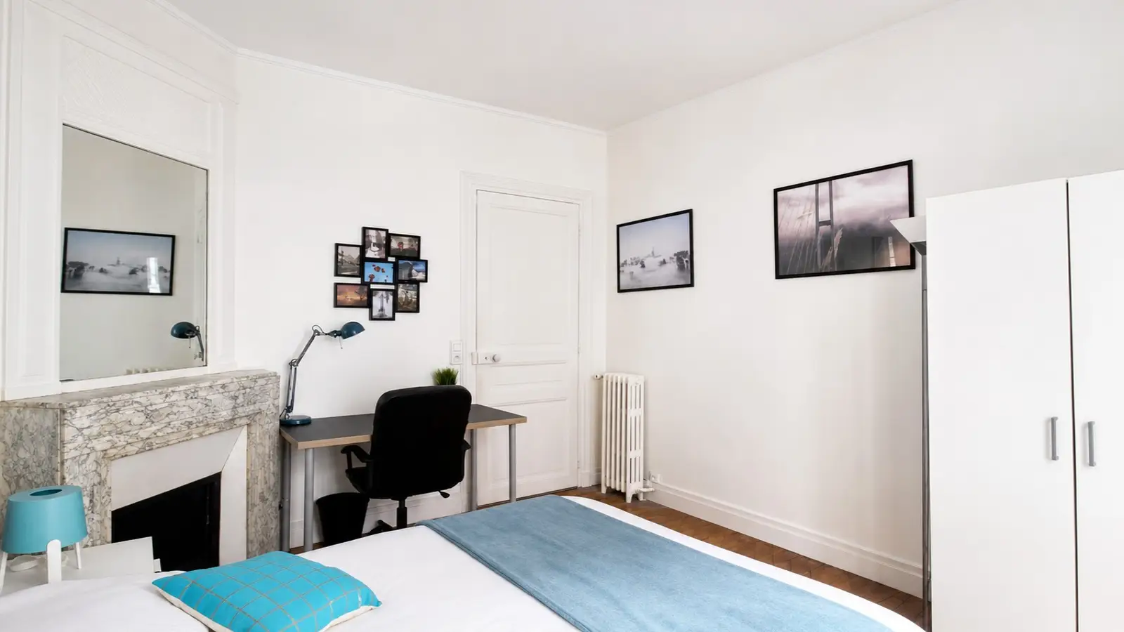 Room Rue de Civry in Paris