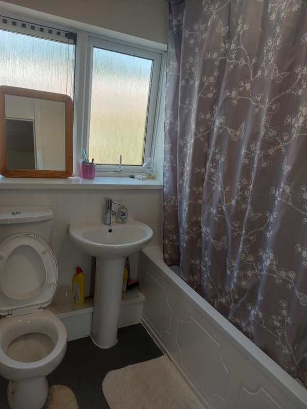 Room Devonshire Road in Wigan