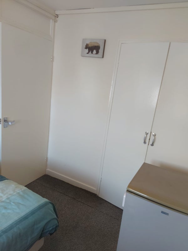 Room Devonshire Road in Wigan