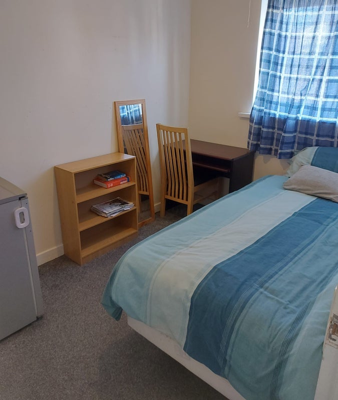 Room Devonshire Road in Wigan