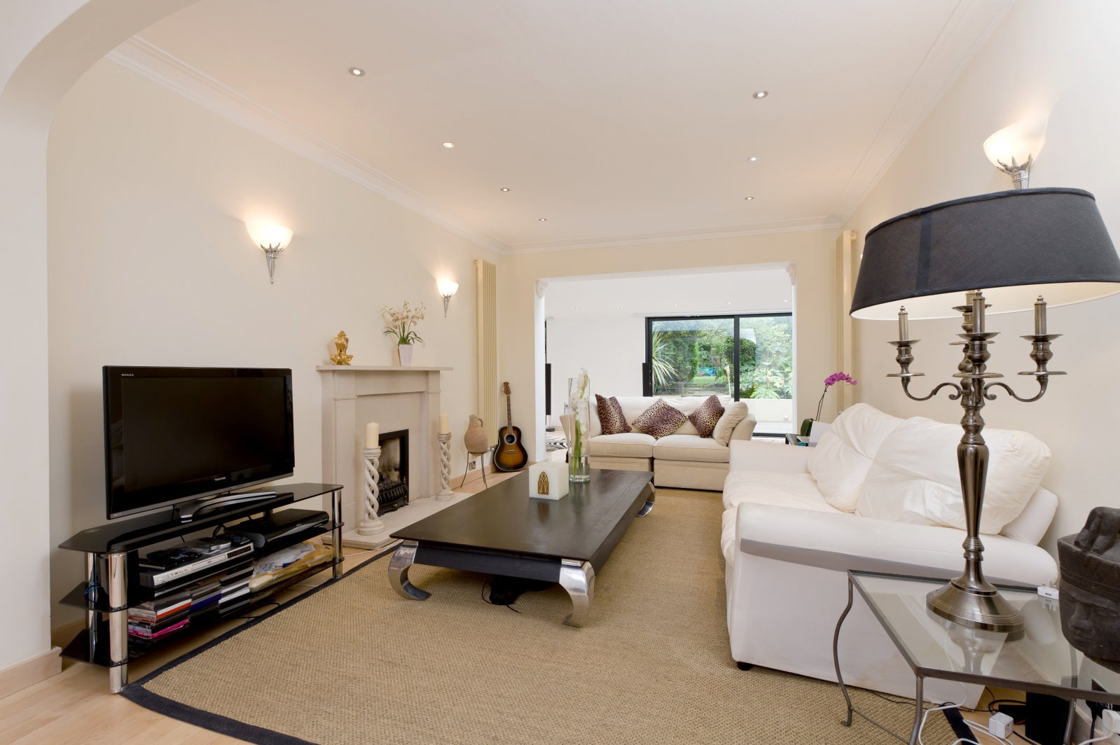 House Sutherland Grove in Greater London
