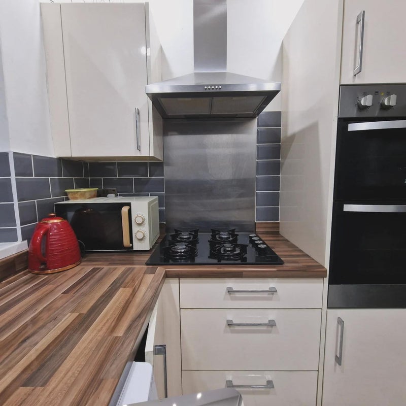 Room Leopold Road in Liverpool