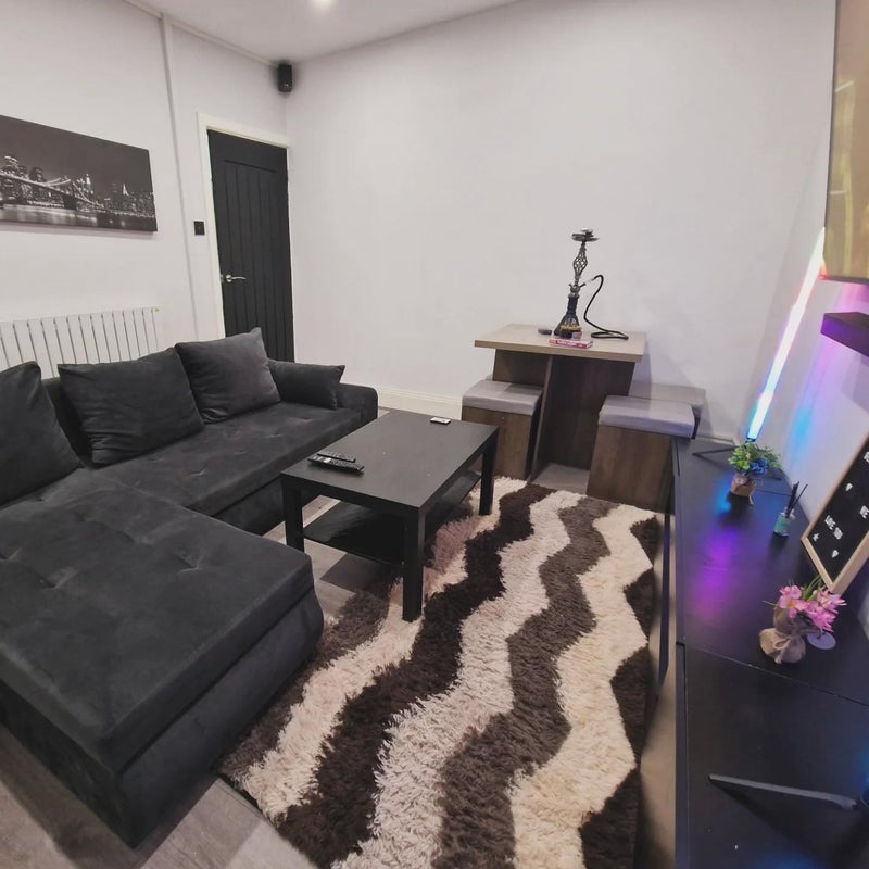 Room Leopold Road in Liverpool