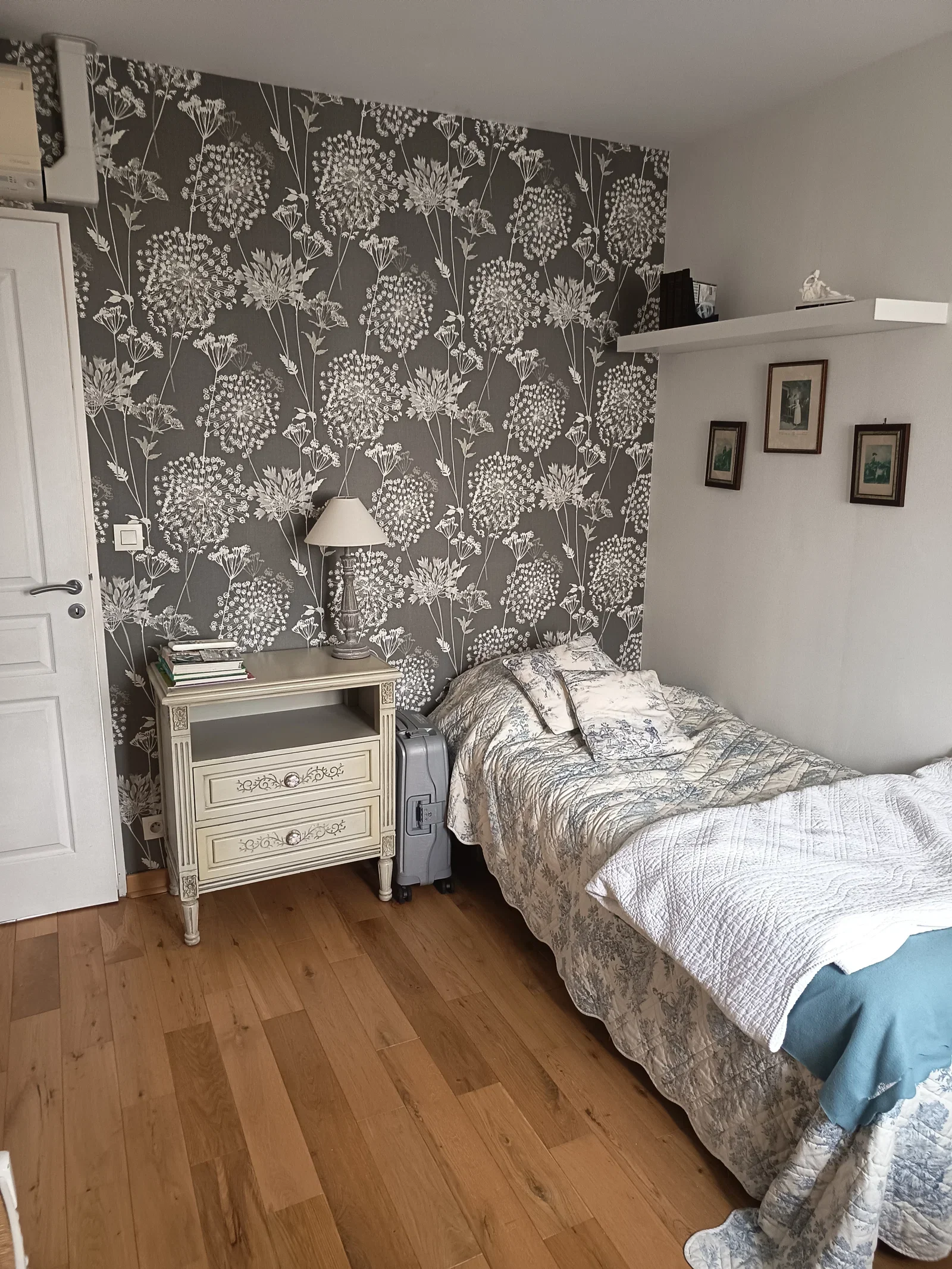 Chambre Rue Robert Caumont à Bordeaux