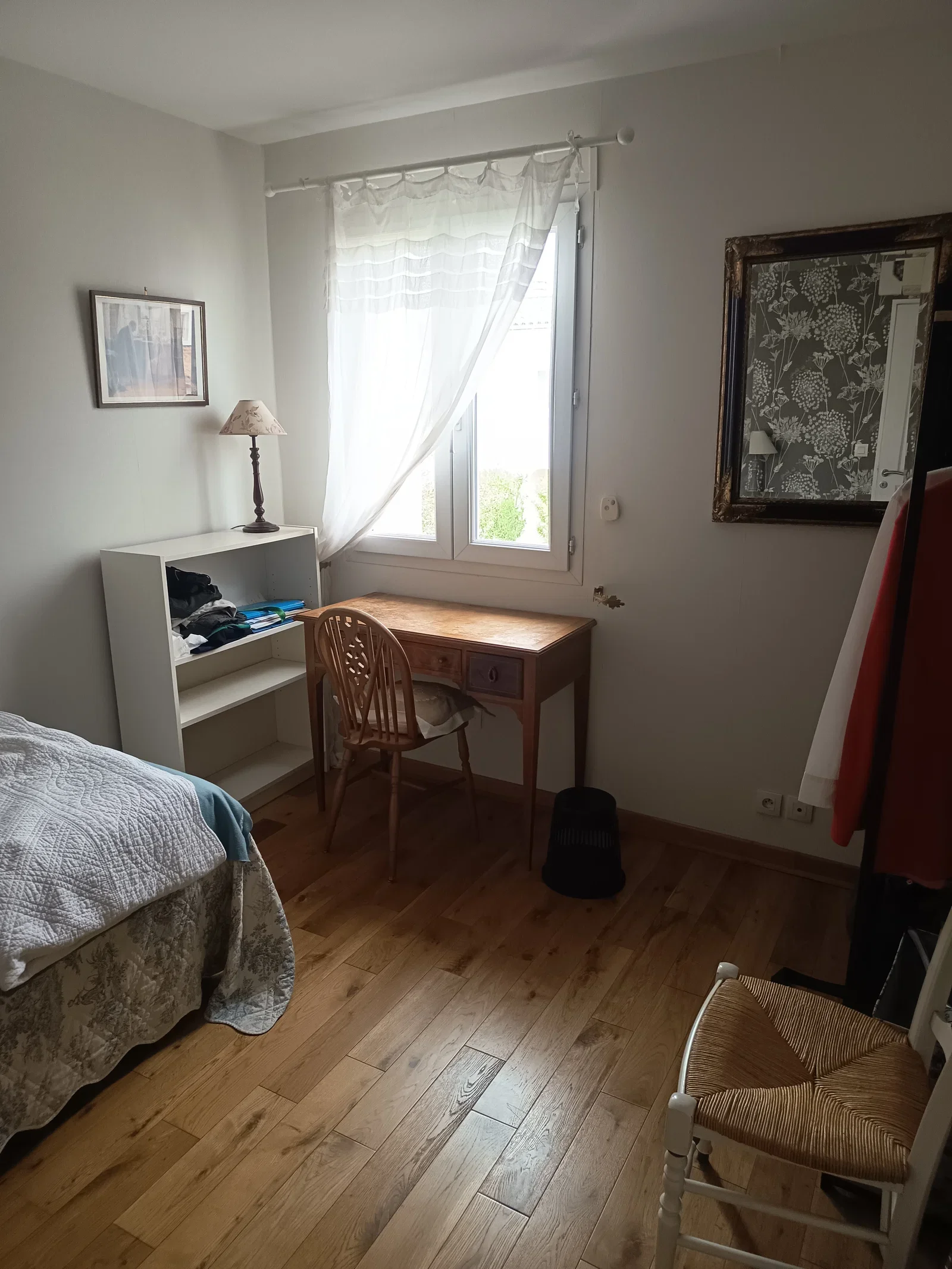 Chambre Rue Robert Caumont à Bordeaux