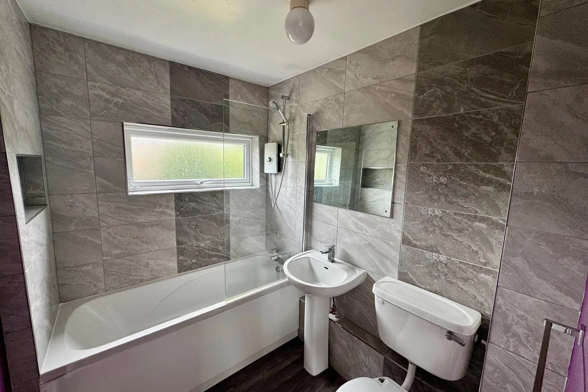 House Lancewood Walk in West Suffolk