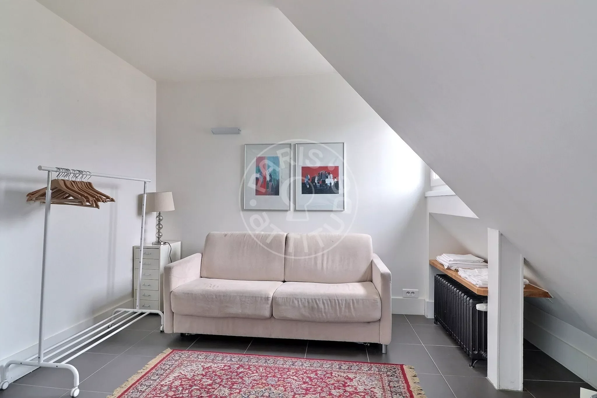 Appartement Rue Jean de La Fontaine à Paris
