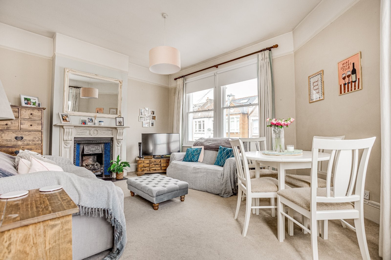 Flat Dagnan Road in Greater London