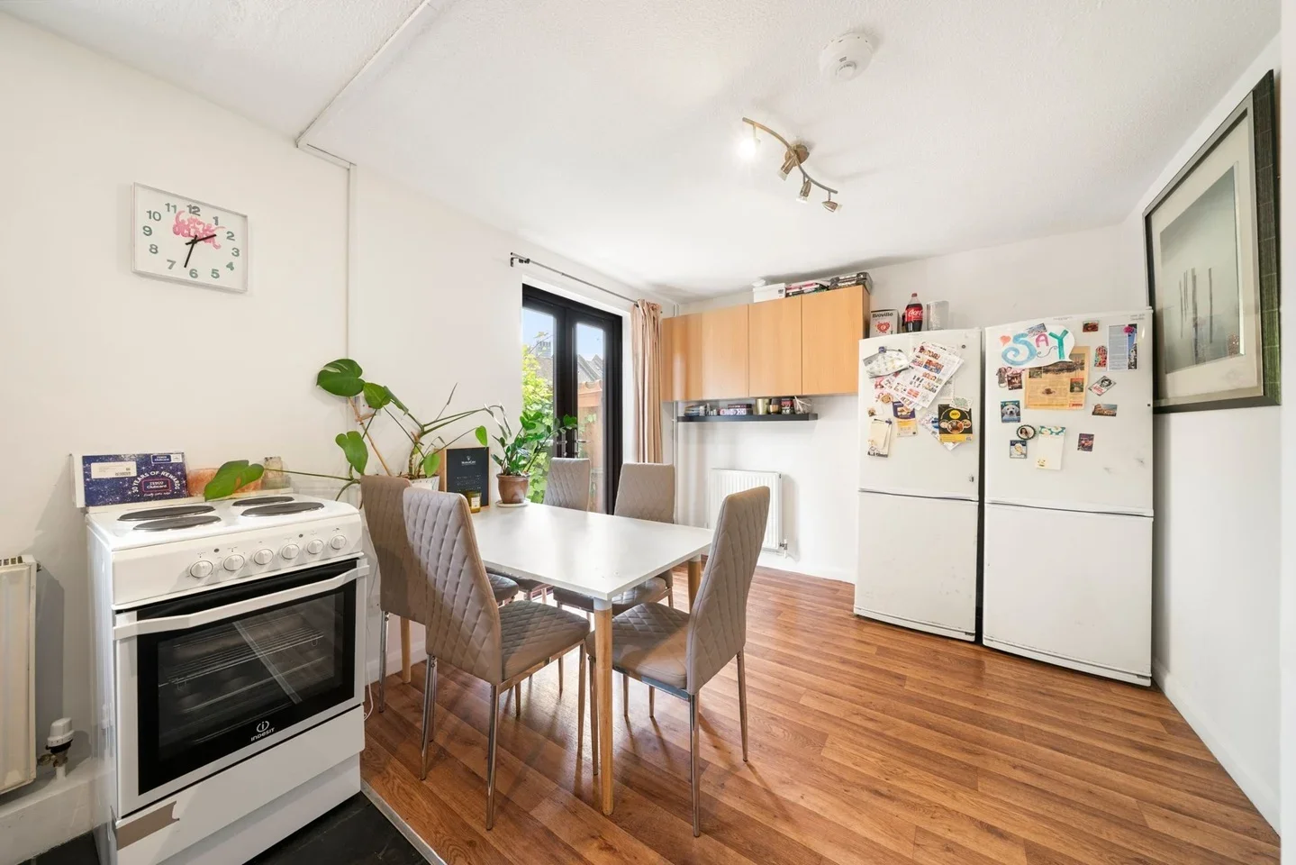 Room Rotherhithe Street in Greater London