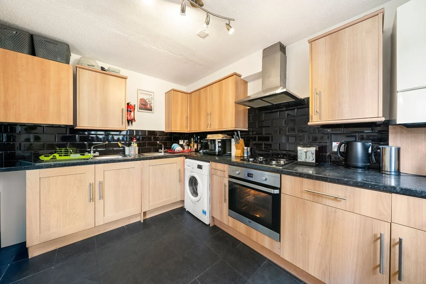 Room Rotherhithe Street in Greater London