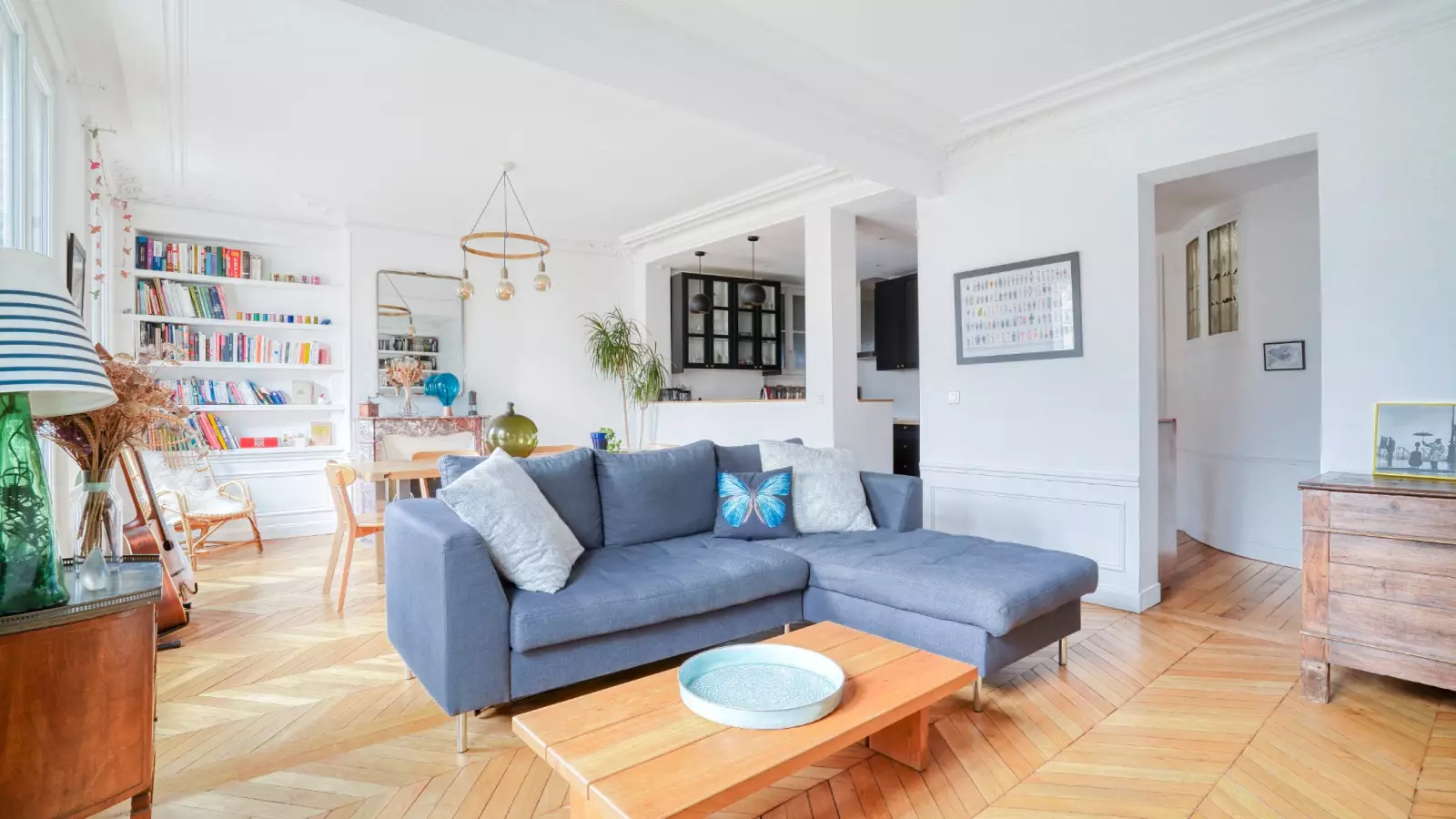 Flat Boulevard Marguerite de Rochechouart in Paris