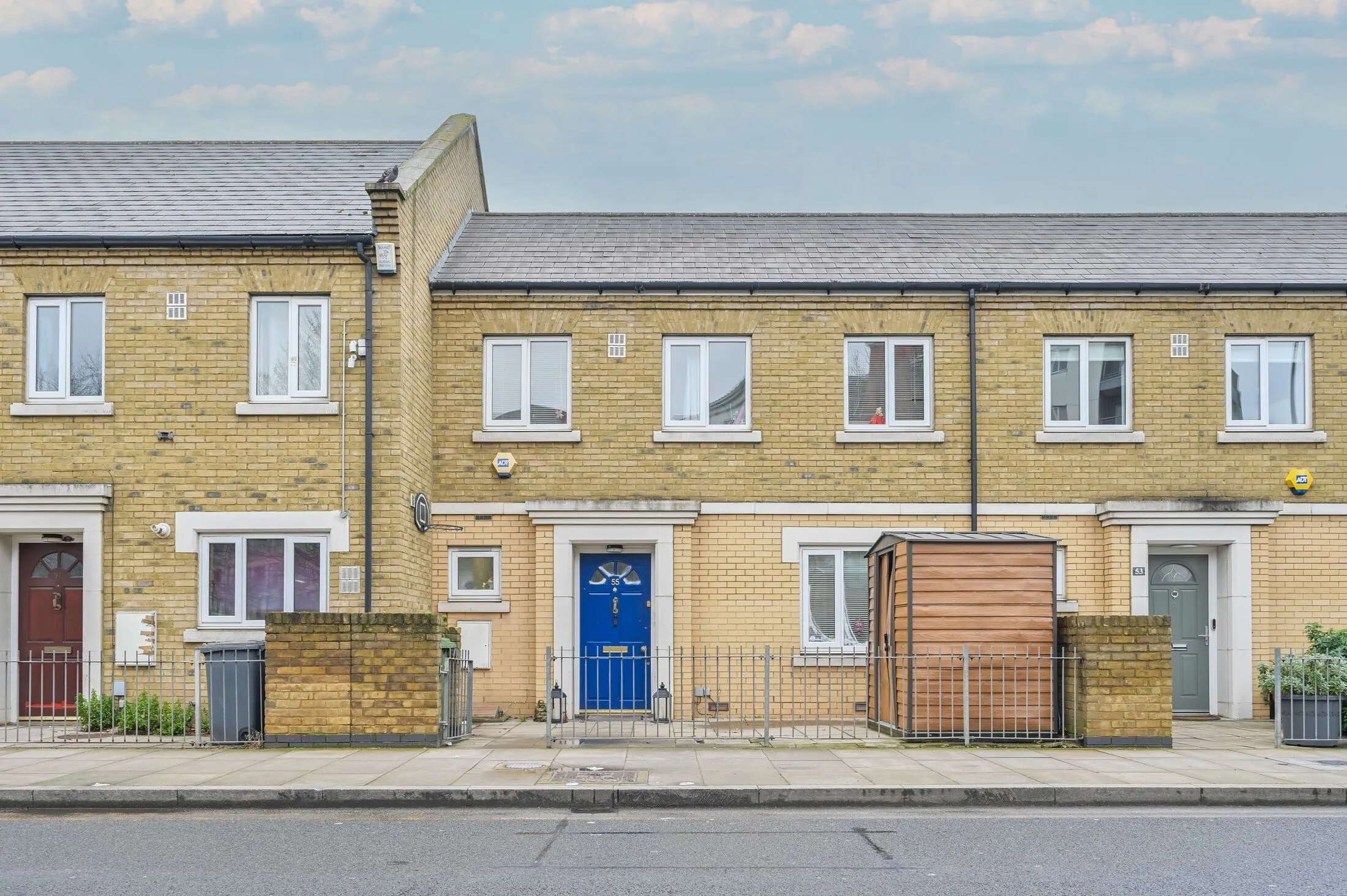 House Abbott Road in Greater London