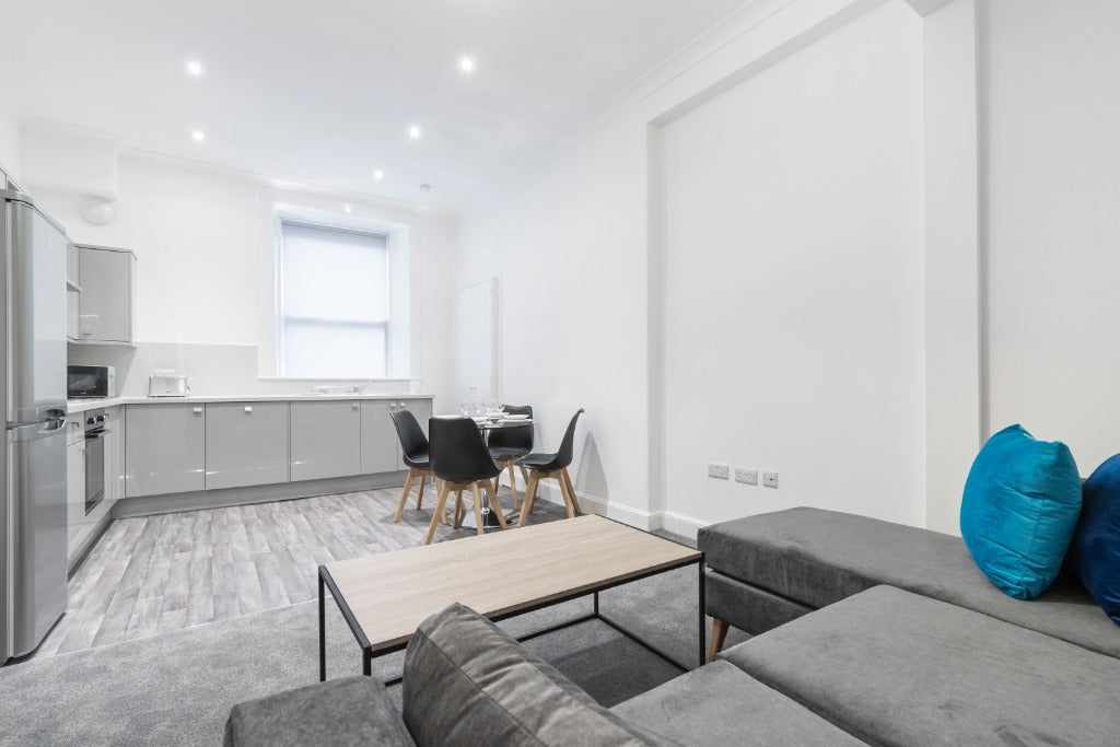 Flat Panmure Place in City of Edinburgh