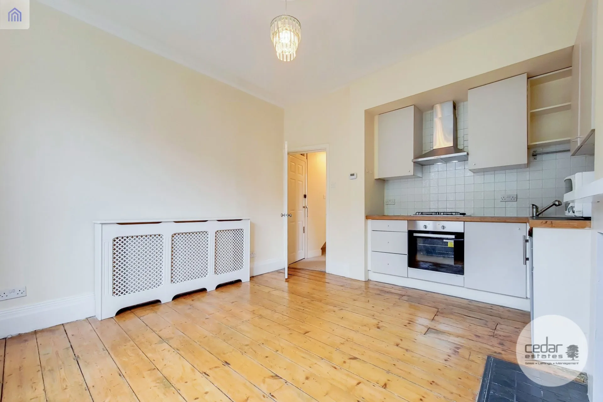 Room Lowfield Road in Greater London