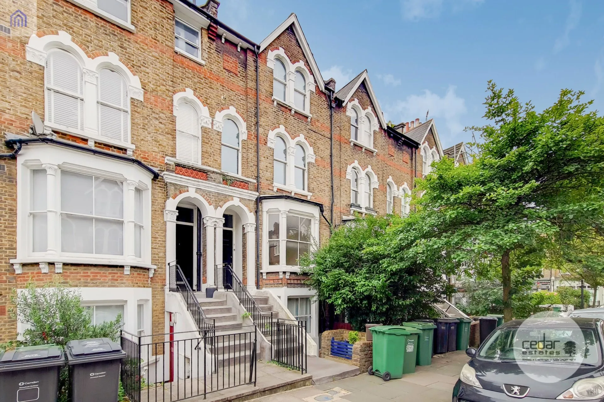 Room Lowfield Road in Greater London