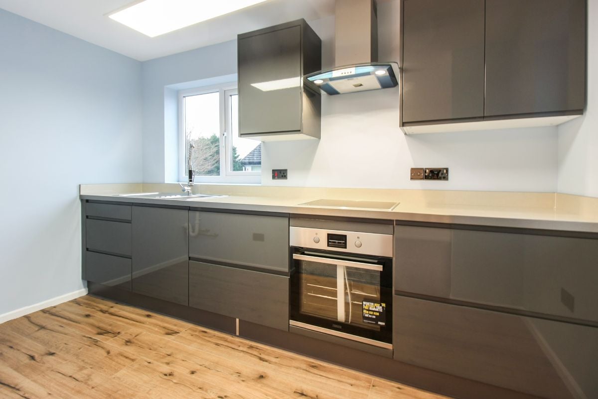 Flat St Boniface Close in Plymouth