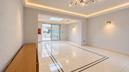 House Birchen Grove in Greater London
