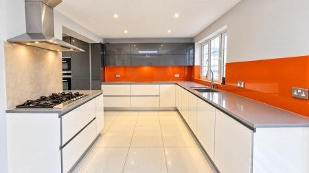 House Birchen Grove in Greater London
