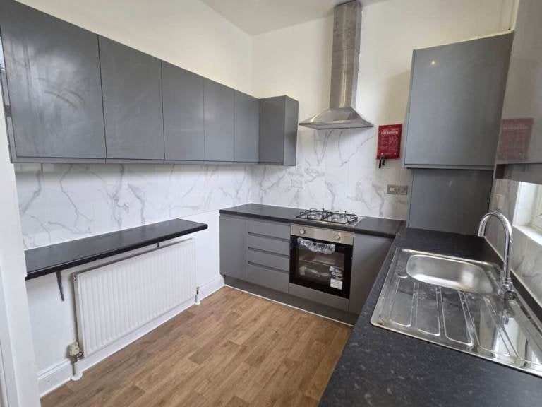 Flat Caple Road in Greater London
