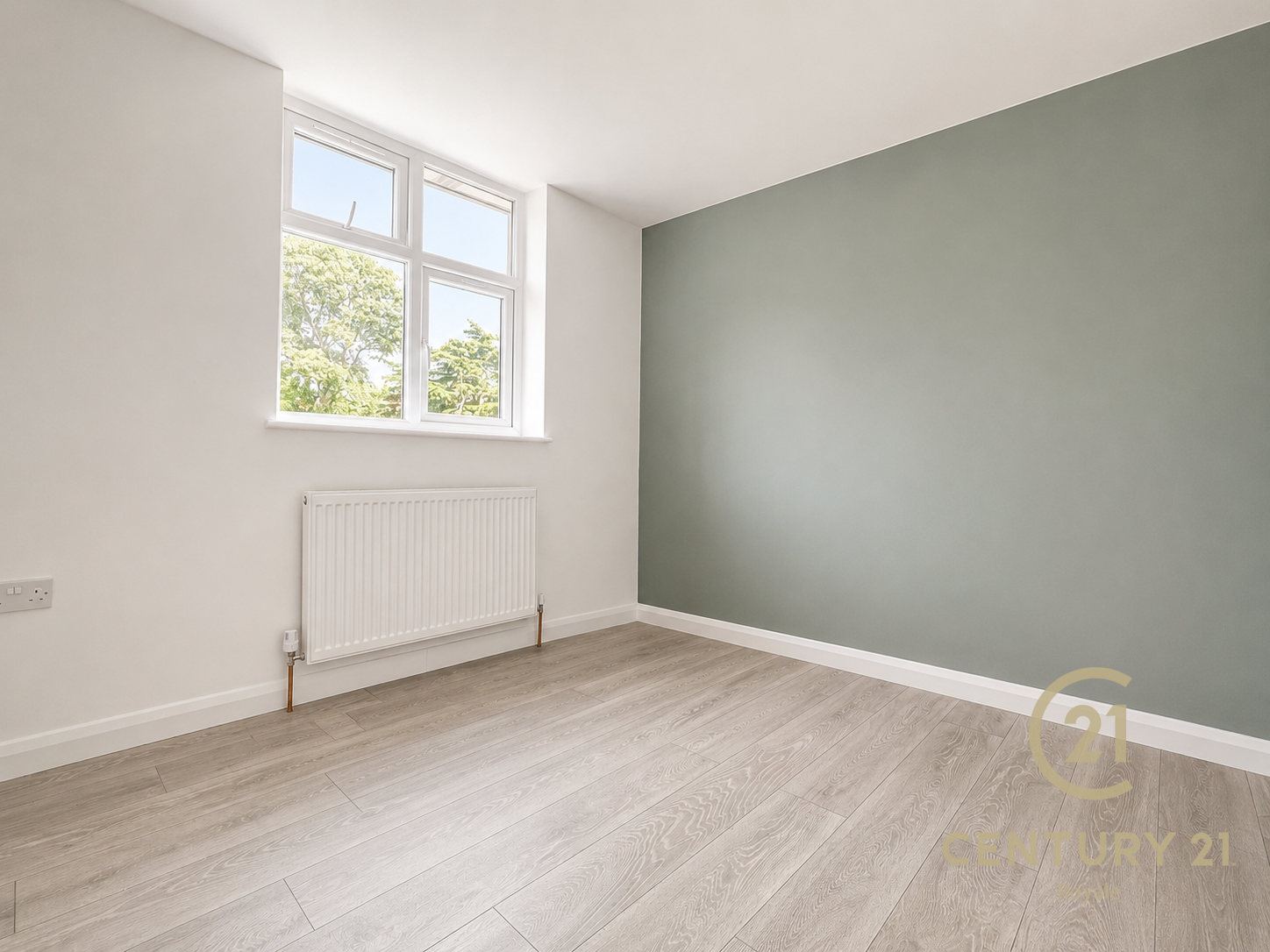 Room Surbiton Road in Greater London