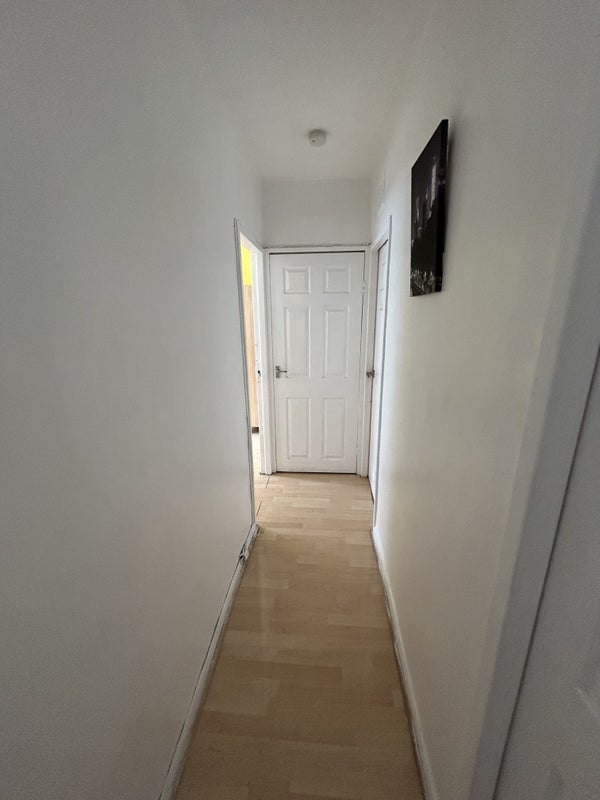 Room Tildesley Road in Greater London