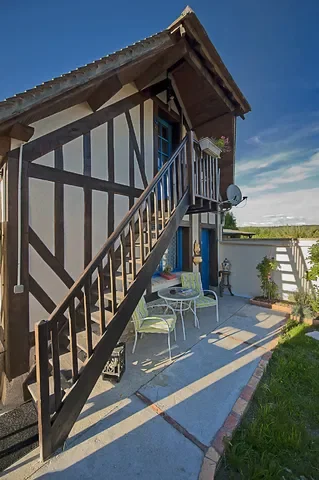 Room Impasse de l'Abreuvoir in Authou