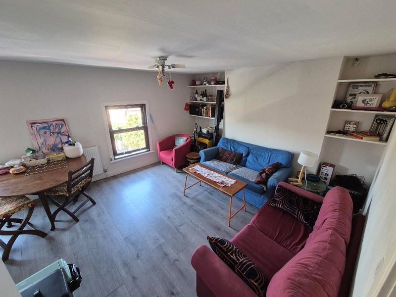 Room Lordship Lane in Greater London