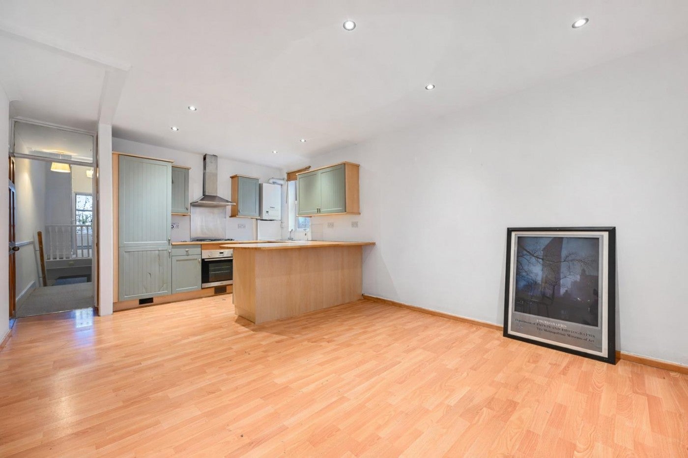 Flat Westbere Road in Greater London
