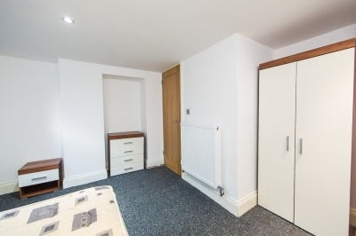 House Burchett Grove in Leeds