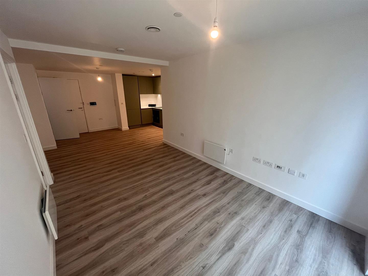 Flat Kimpton Road in Luton