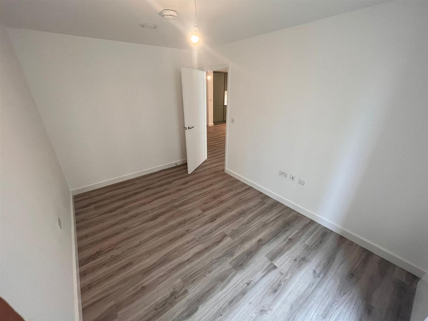 Flat Kimpton Road in Luton
