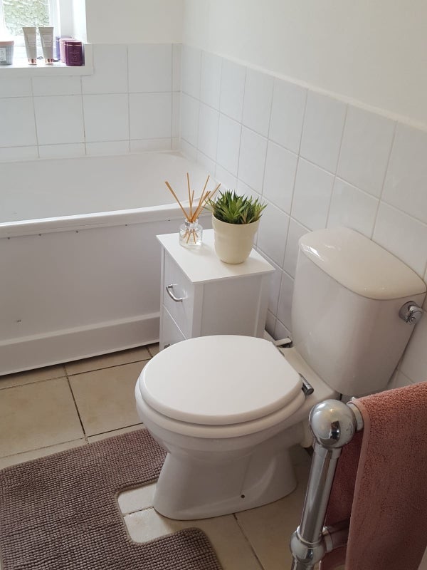 Flat Wavertree Road in Greater London