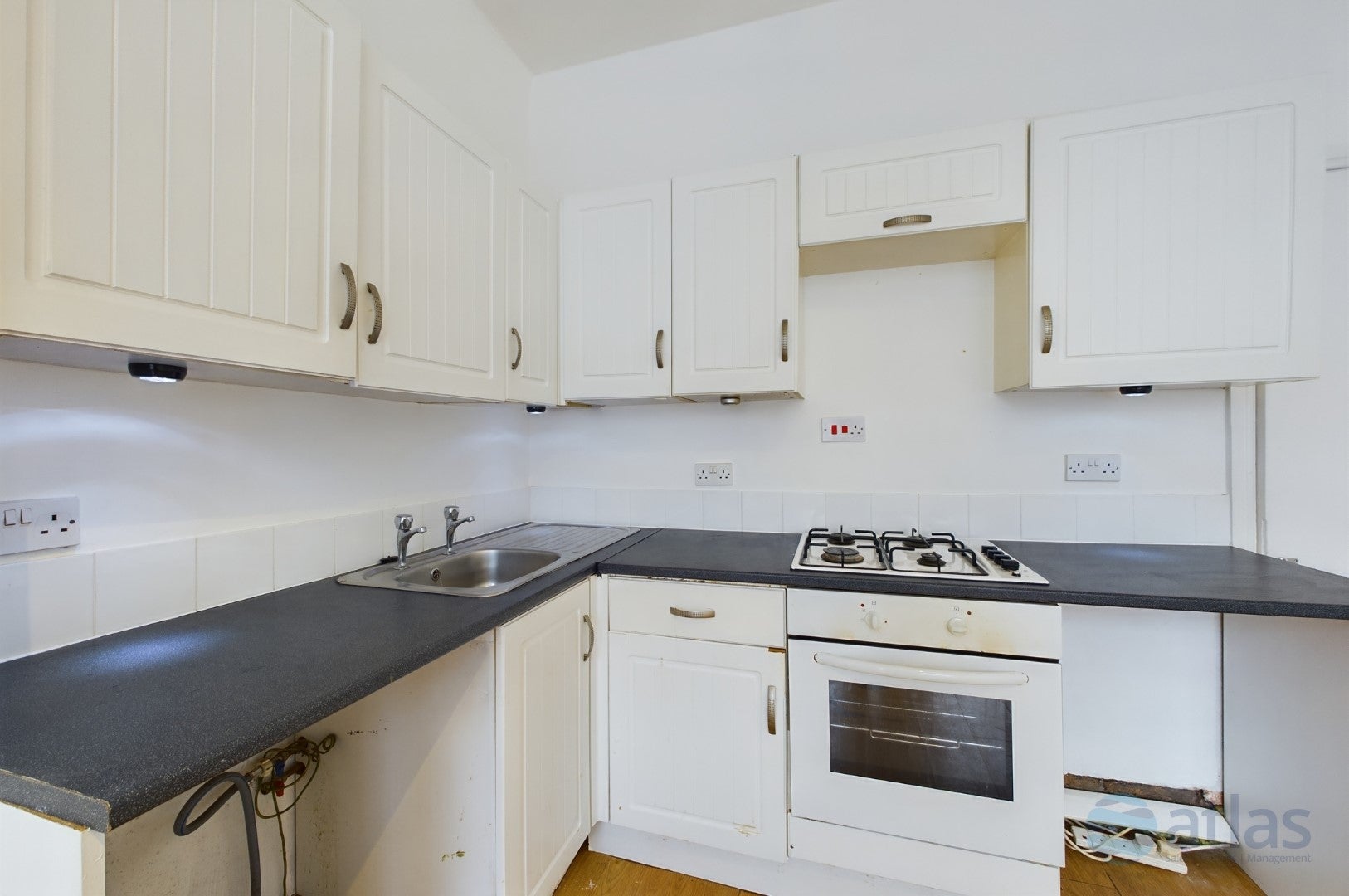 Flat Hawarden Avenue in Liverpool