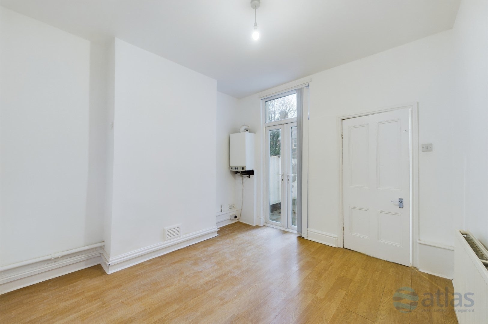 Flat Hawarden Avenue in Liverpool