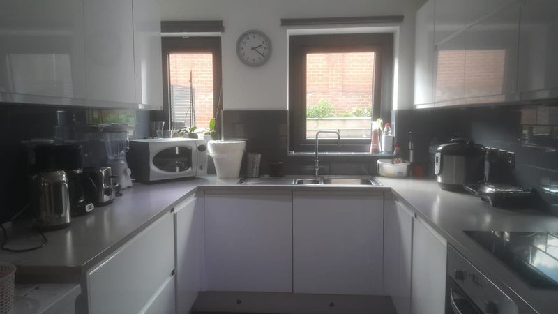 Room Wandsworth Road in Greater London