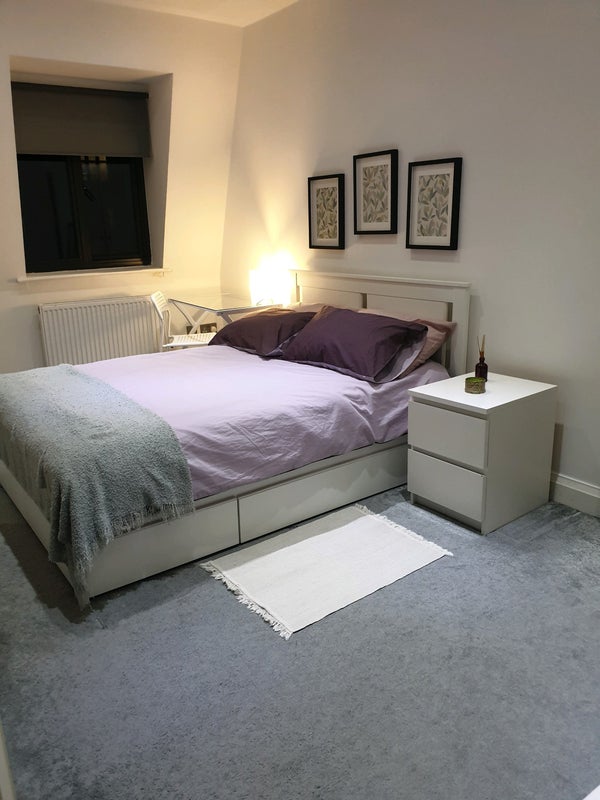 Room Wandsworth Road in Greater London