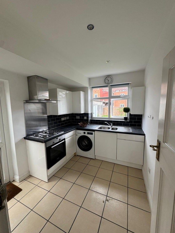 Room Broad Oaks in Greater London