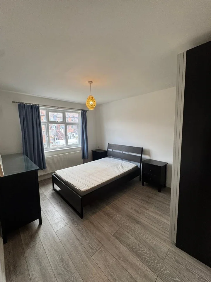 Room Broad Oaks in Greater London
