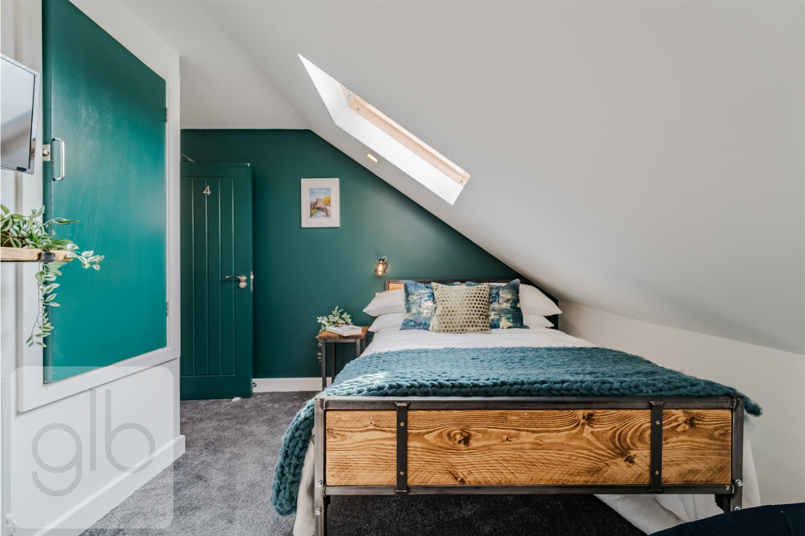 Room Abercorn Road in Coventry