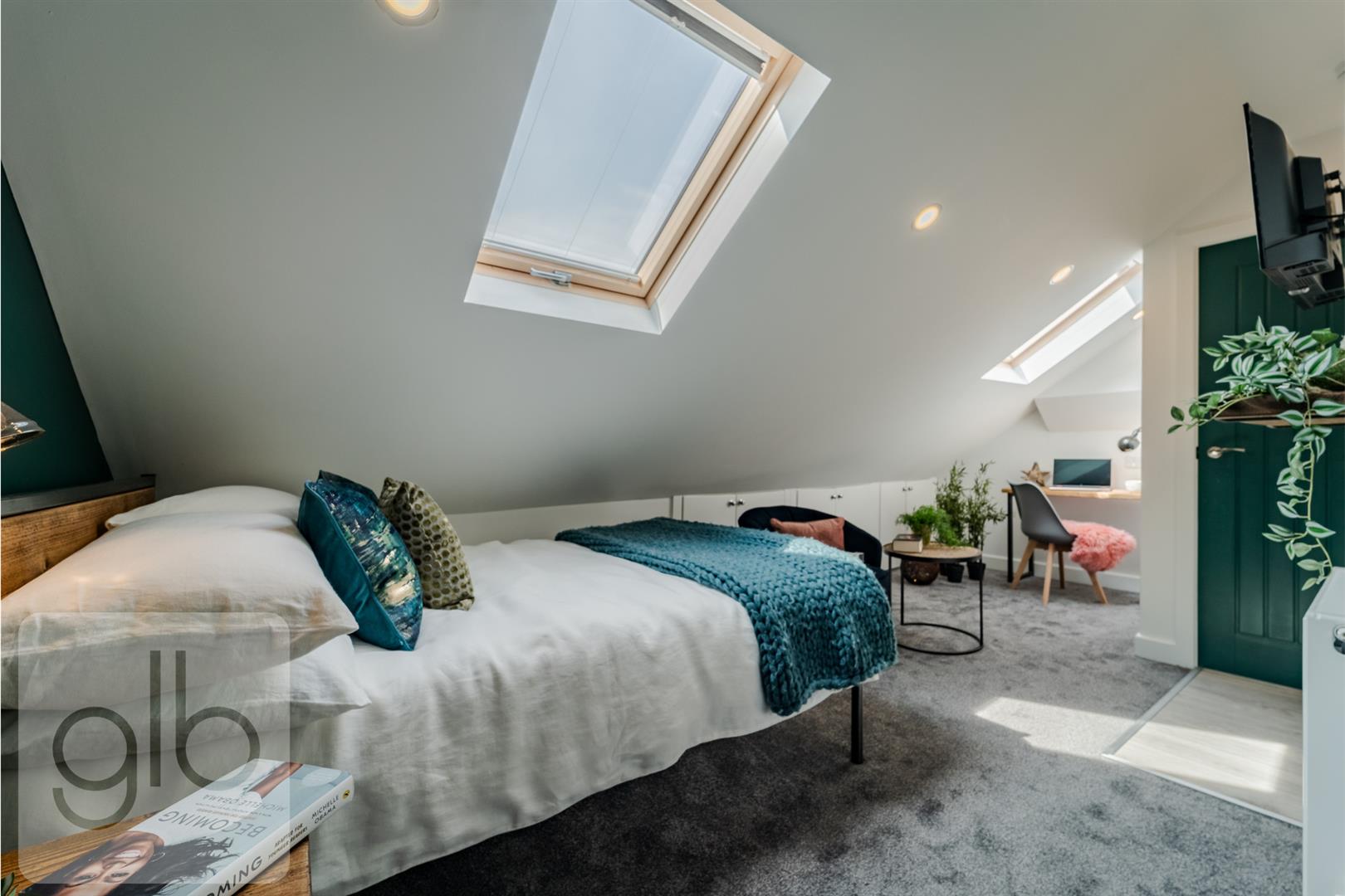 Room Abercorn Road in Coventry