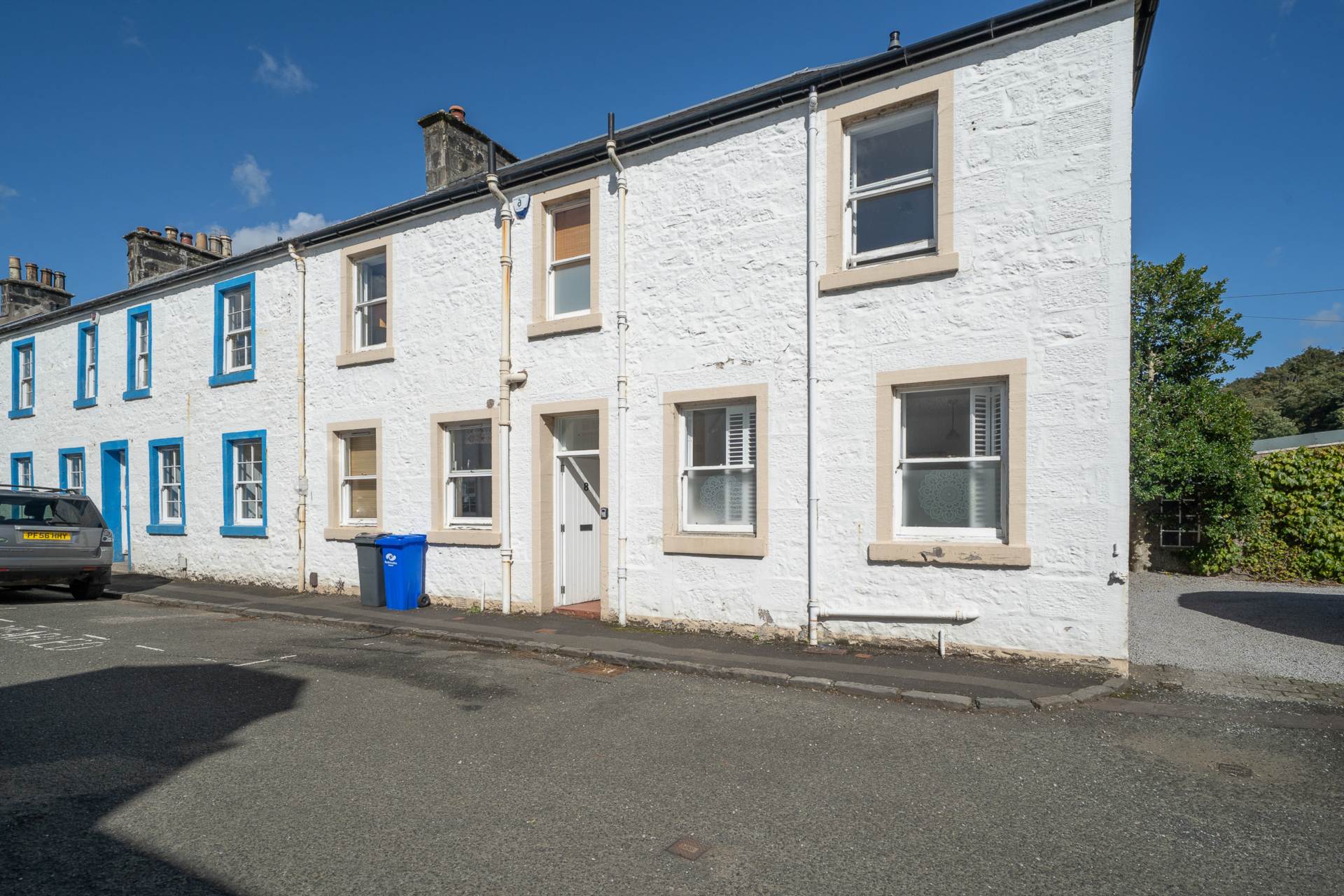 House Gateside Place in Kilbarchan