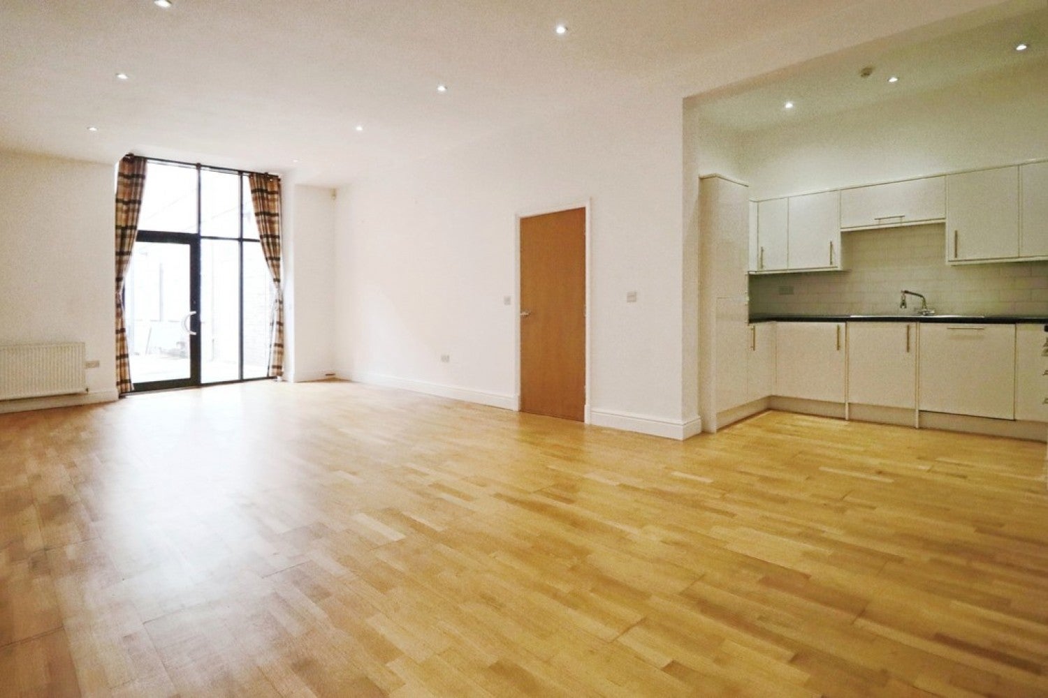Flat Abbeygate Street in West Suffolk