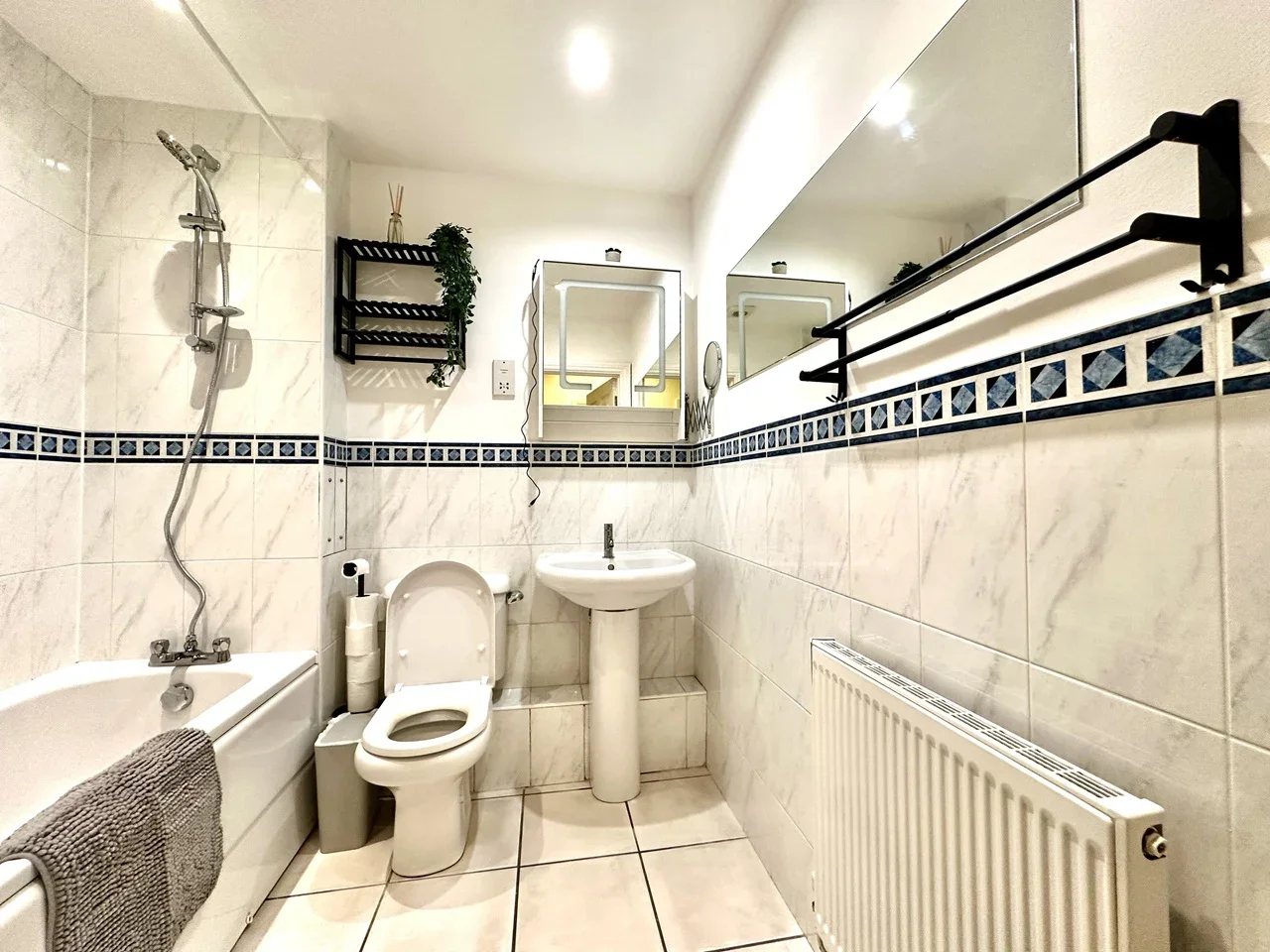 Room Herbert Mews in Greater London