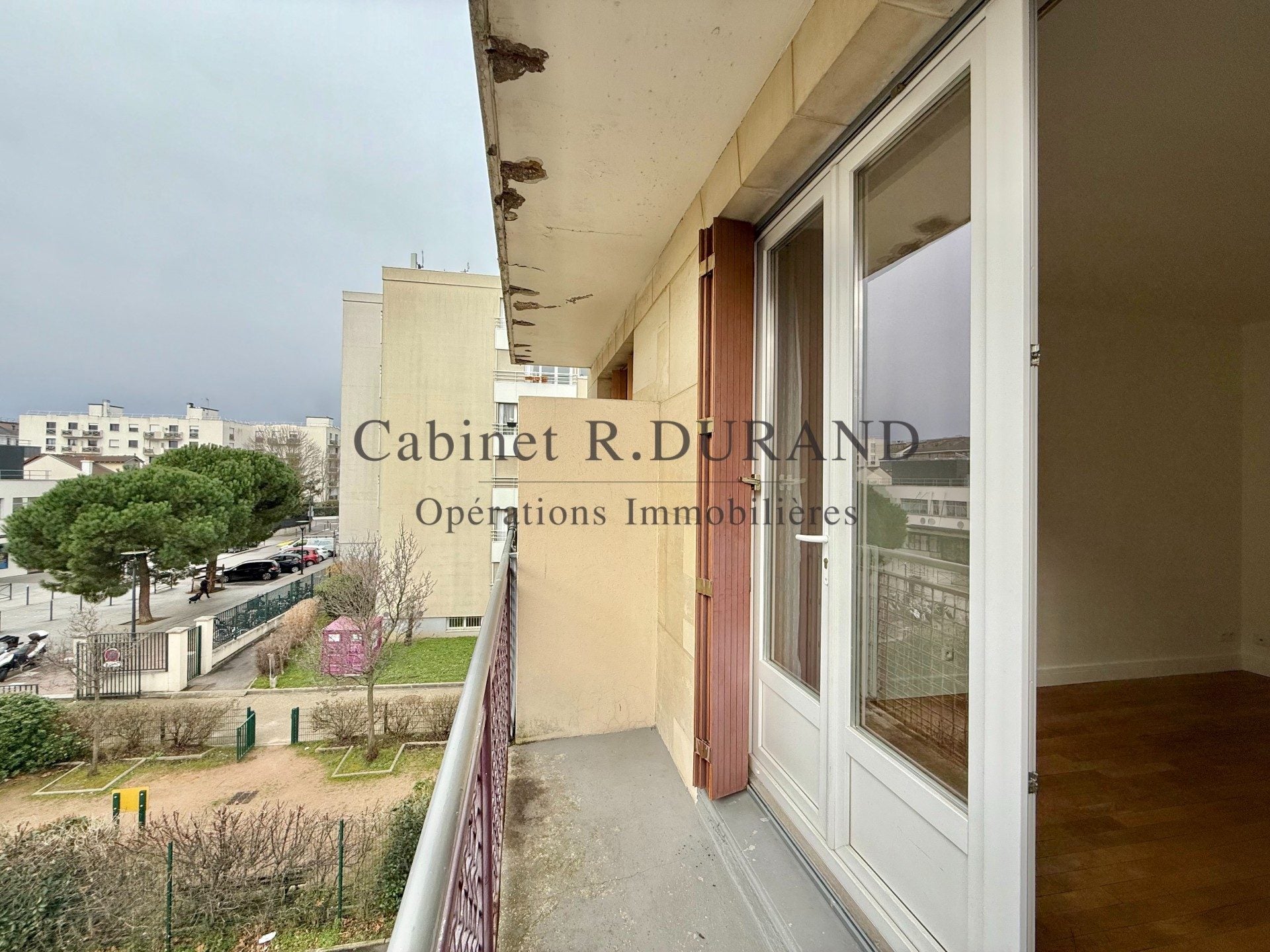Chambre Rue Adolphe Guyot à Bois-Colombes