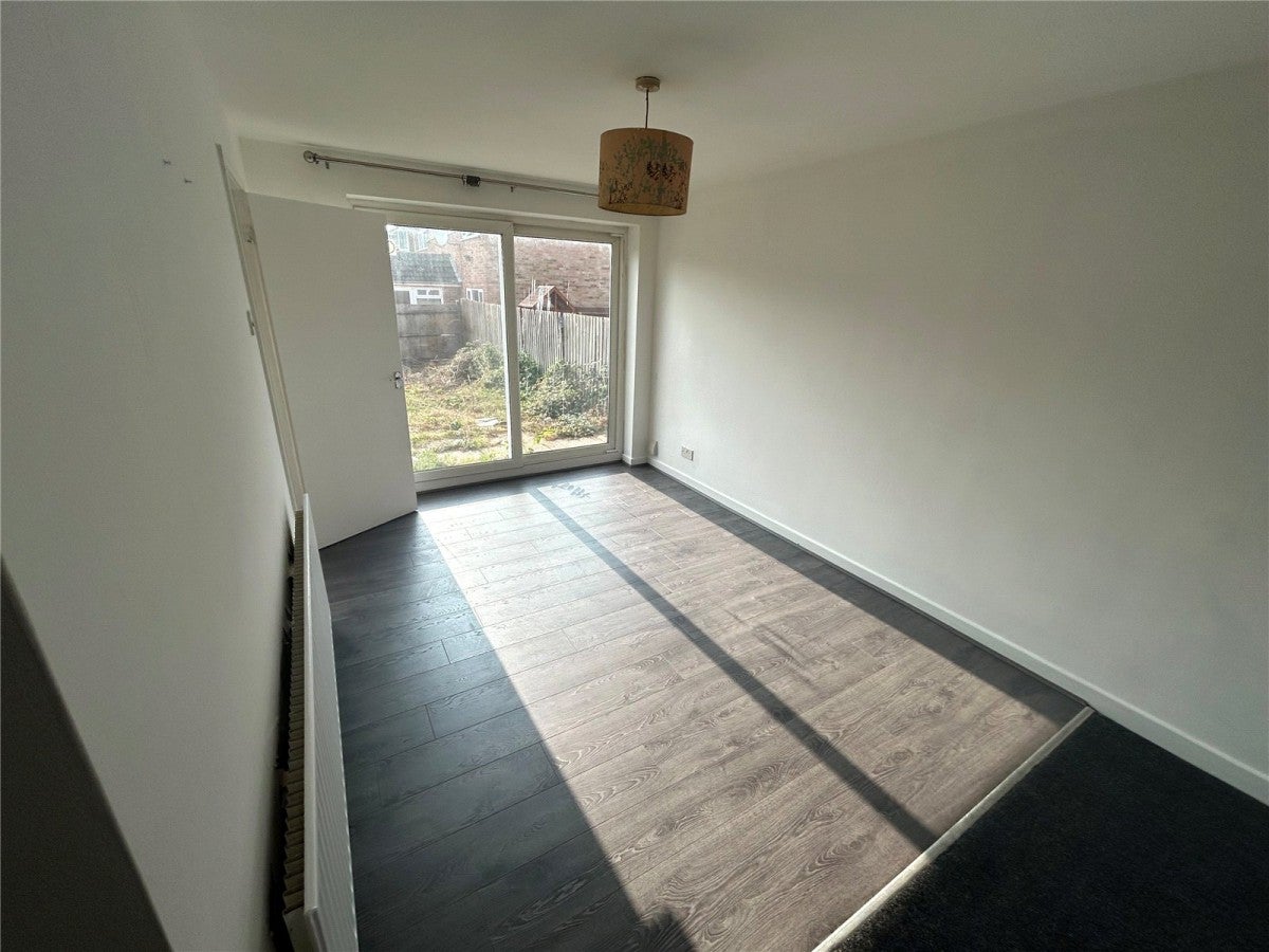Flat Blandford Drive in Coventry