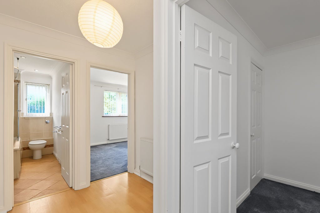 Flat Buckland Court in Cherwell District
