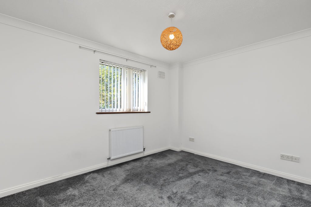 Flat Buckland Court in Cherwell District