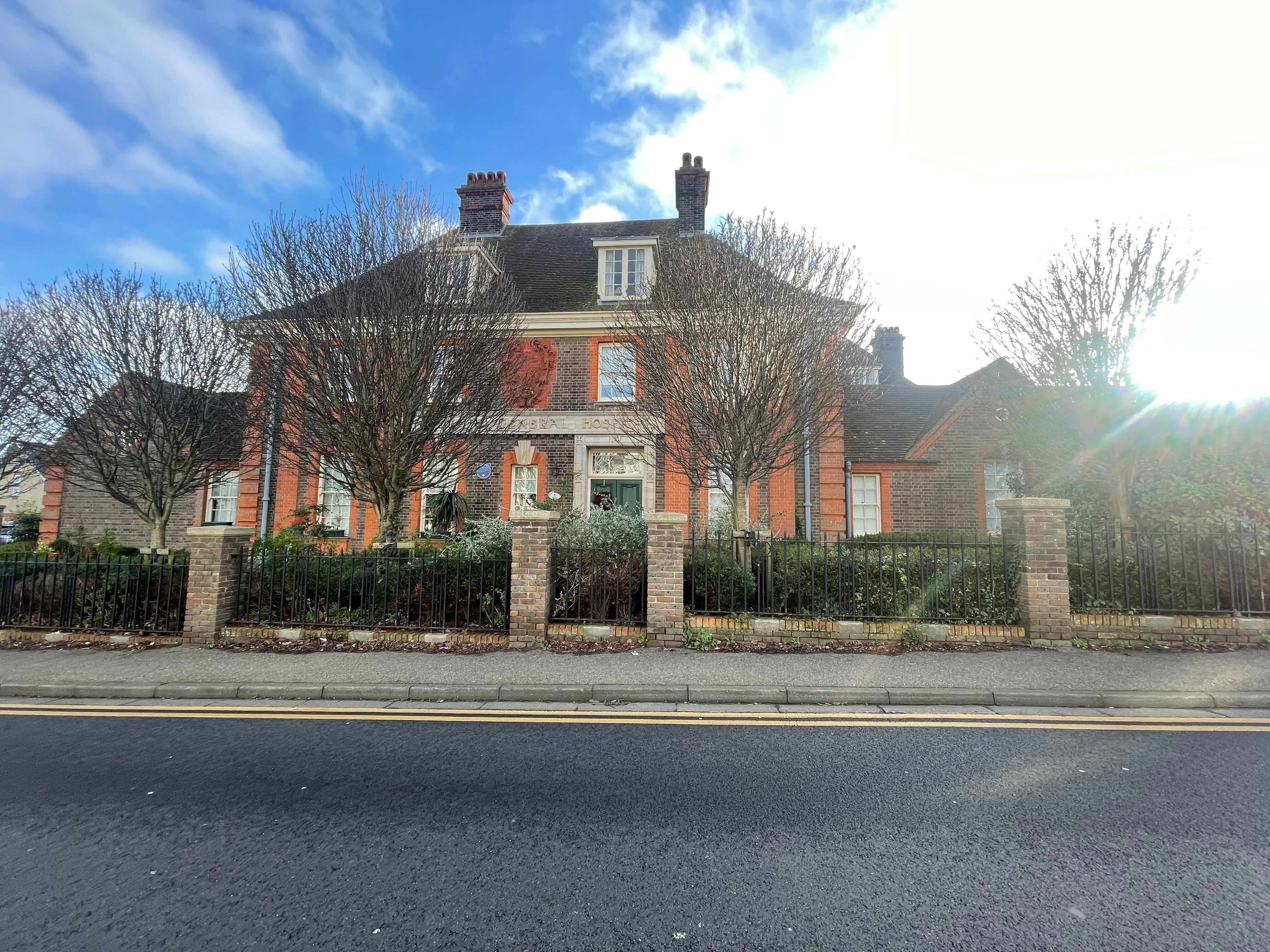Flat West Cliff Road in Thanet