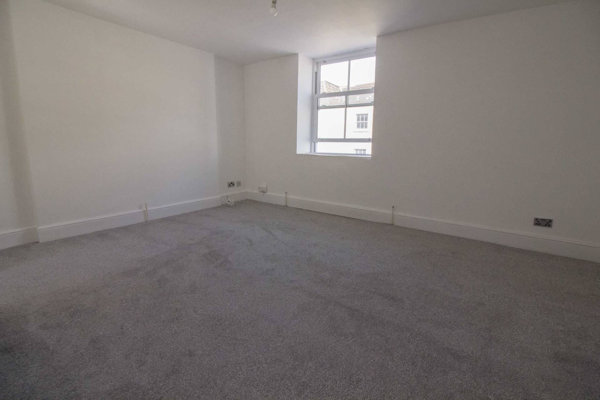 Flat North Parade in Frome