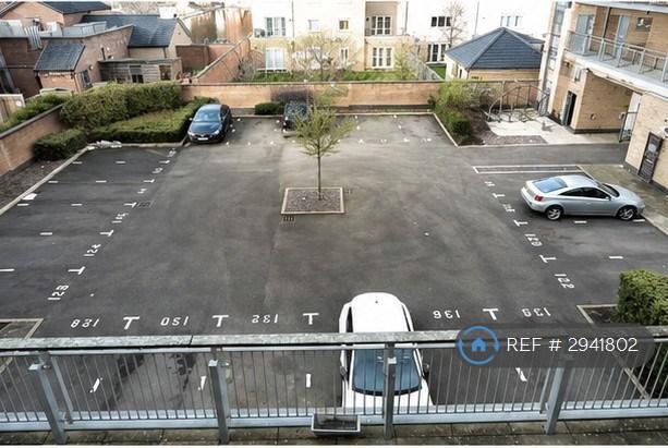 Flat Peterfield Road in Peterborough